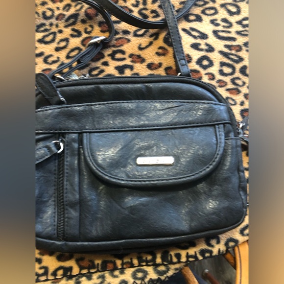 Multi Sac Black Faux Leather Multi Pocket Multi Compartment Crossbody Purse - Picture 2 of 11